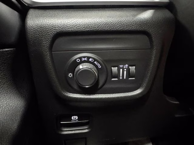 2023 Velvet Red Pearlcoat Jeep Grand Cherokee L Altitude 4X4 SUV