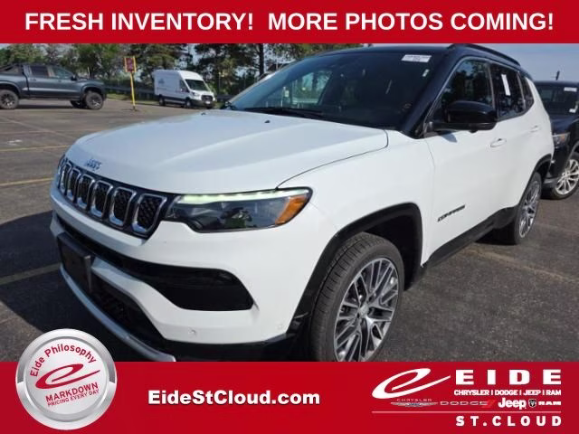 2023 Bright White Clearcoat Jeep Compass Limited 4X4 SUV