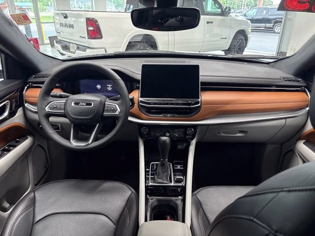 2023 Bright White Clearcoat Jeep Compass Limited 4X4 SUV
