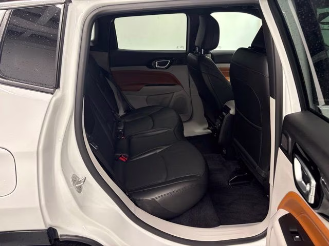 2023 Bright White Clearcoat Jeep Compass Limited 4X4 SUV