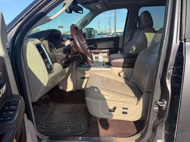 2014 Granite Crystal Metallic Clearcoat Ram 1500 Laramie 4X4 Truck