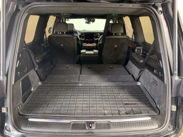 2022 Diamond Black Crystal Pearlcoat Jeep Grand Wagoneer Series III 4X4 SUV
