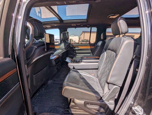 2022 Diamond Black Crystal Pearlcoat Jeep Grand Wagoneer Series III 4X4 SUV