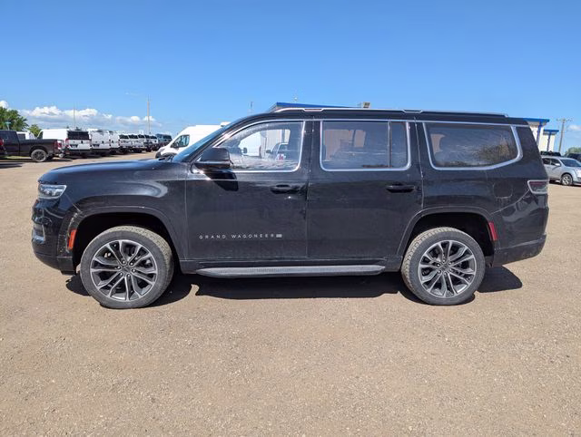 2022 Diamond Black Crystal Pearlcoat Jeep Grand Wagoneer Series III 4X4 SUV