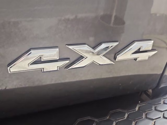 2014 Granite Crystal Metallic Clearcoat Ram 1500 Laramie 4X4 Truck
