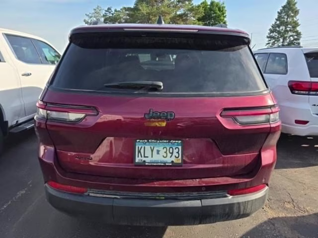 2023 Velvet Red Pearlcoat Jeep Grand Cherokee L Altitude 4X4 SUV