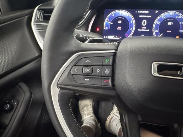 2023 Velvet Red Pearlcoat Jeep Grand Cherokee L Altitude 4X4 SUV