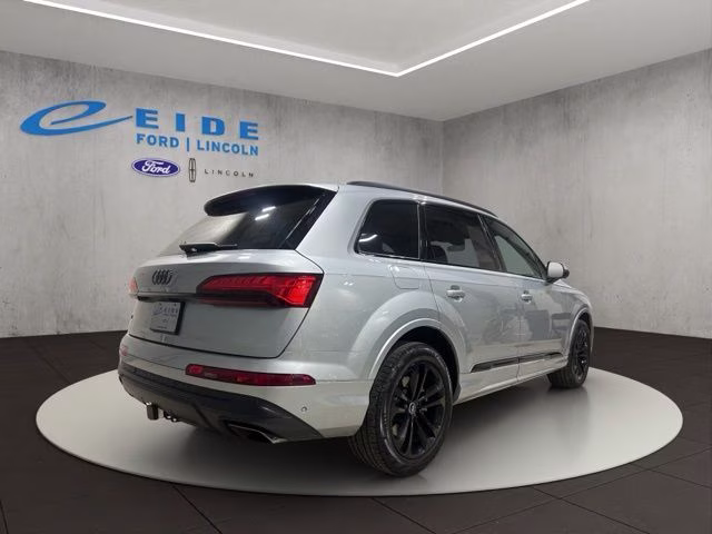 2025 Satellite Silver Metallic Audi Q7 45 Premium Plus AWD SUV