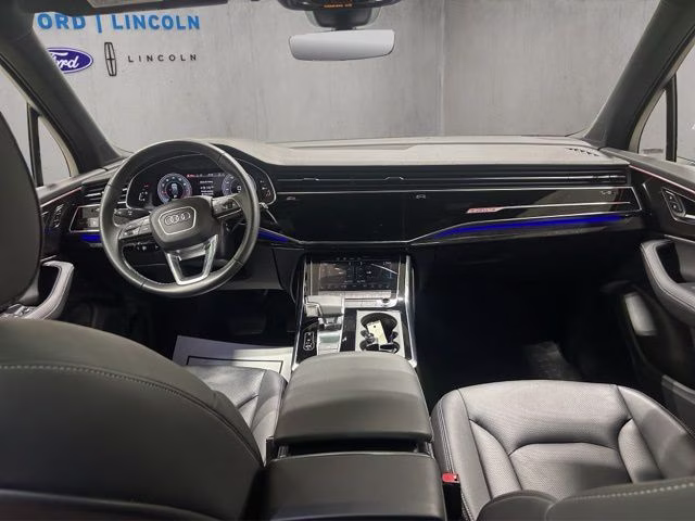 2025 Satellite Silver Metallic Audi Q7 45 Premium Plus AWD SUV