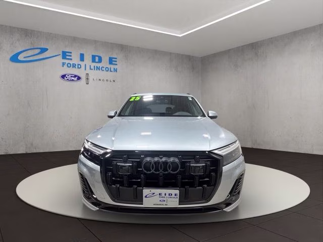 2025 Satellite Silver Metallic Audi Q7 45 Premium Plus AWD SUV