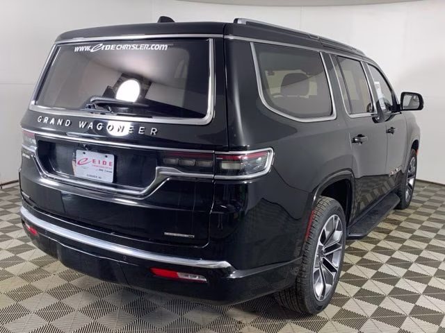 2022 Diamond Black Crystal Pearlcoat Jeep Grand Wagoneer Series III 4X4 SUV