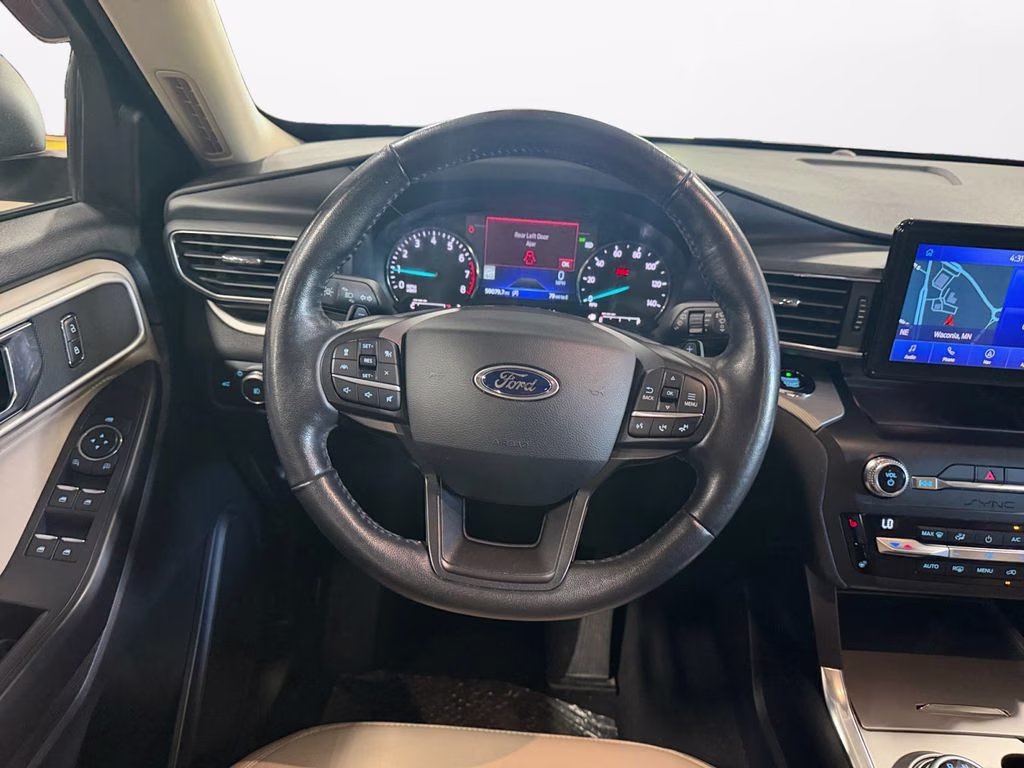 2020 White Metallic Ford Explorer XLT 4X4 SUV