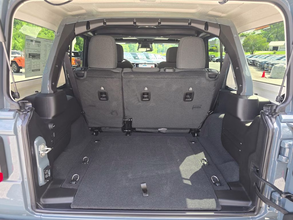 2026 Anvil Clear Coat Jeep Wrangler Rubicon 4X4 SUV