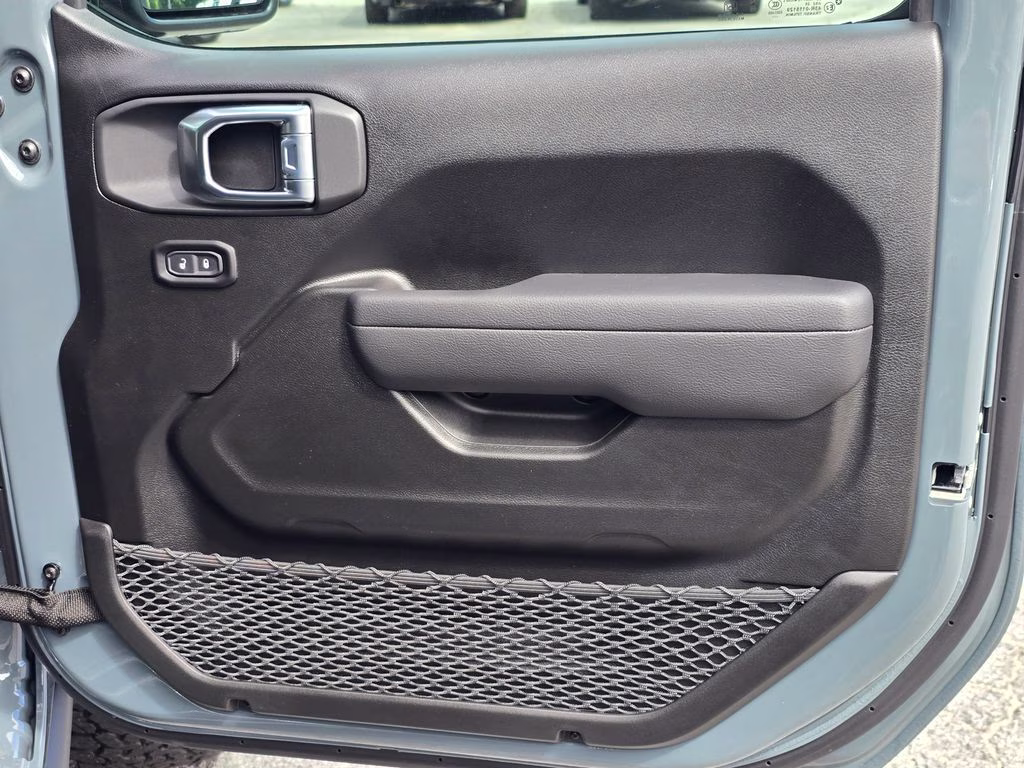 2026 Anvil Clear Coat Jeep Wrangler Rubicon 4X4 SUV