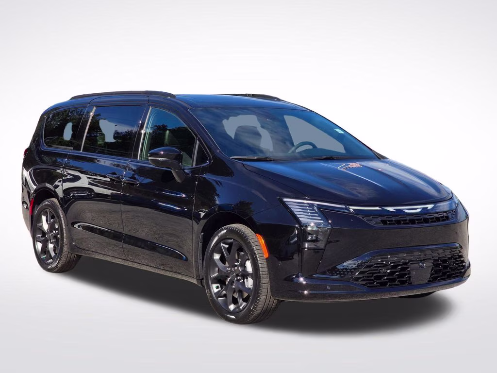 2027 Diamond Black Crystal Pearlcoat Chrysler Pacifica Limited AWD Van