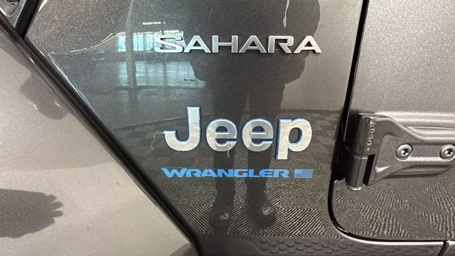 2023 Granite Crystal Metallic Clearcoat Jeep Wrangler Sahara 4xe 4X4 SUV