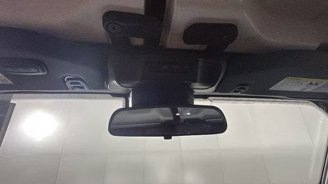 2024 Silver Zynith Clearcoat Jeep Wrangler Willys 4xe 4X4 SUV