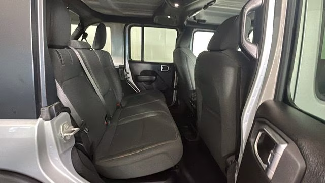 2024 Silver Zynith Clearcoat Jeep Wrangler Willys 4xe 4X4 SUV