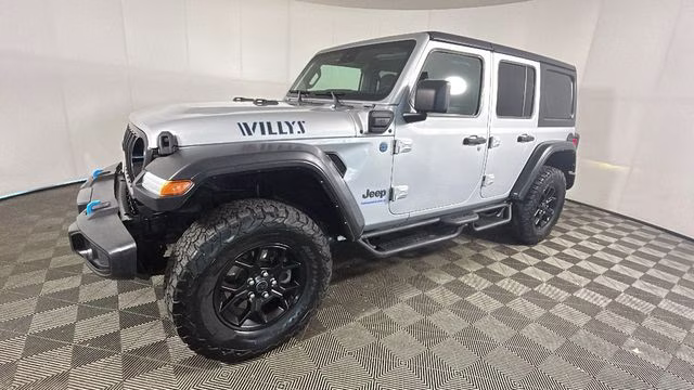 2024 Silver Zynith Clearcoat Jeep Wrangler Willys 4xe 4X4 SUV