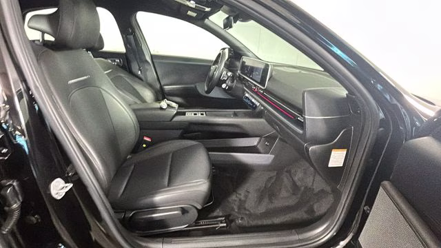 2023 Onyx Black Hyundai IONIQ 6 SEL RWD Sedan