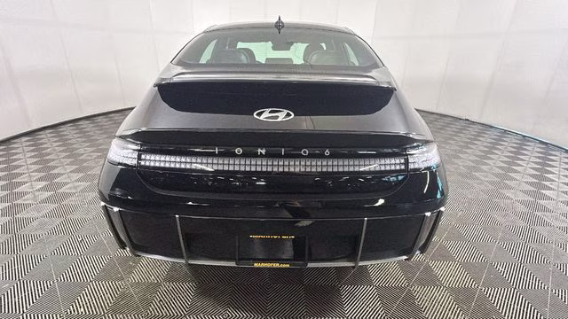 2023 Onyx Black Hyundai IONIQ 6 SEL RWD Sedan