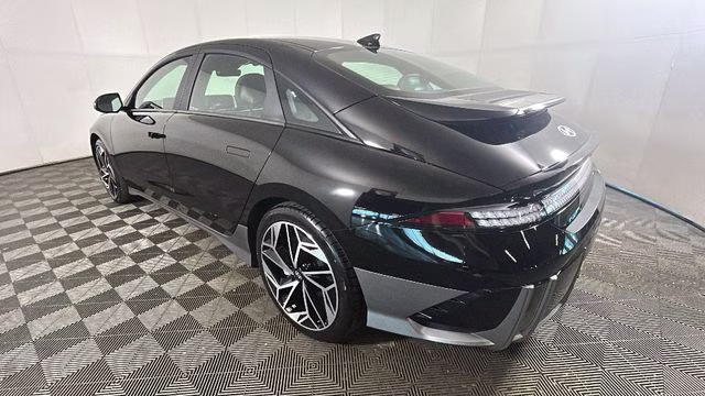 2023 Onyx Black Hyundai IONIQ 6 SEL RWD Sedan