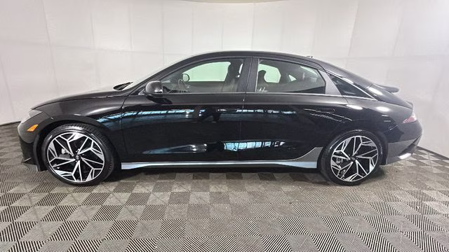 2023 Onyx Black Hyundai IONIQ 6 SEL RWD Sedan
