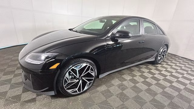 2023 Onyx Black Hyundai IONIQ 6 SEL RWD Sedan