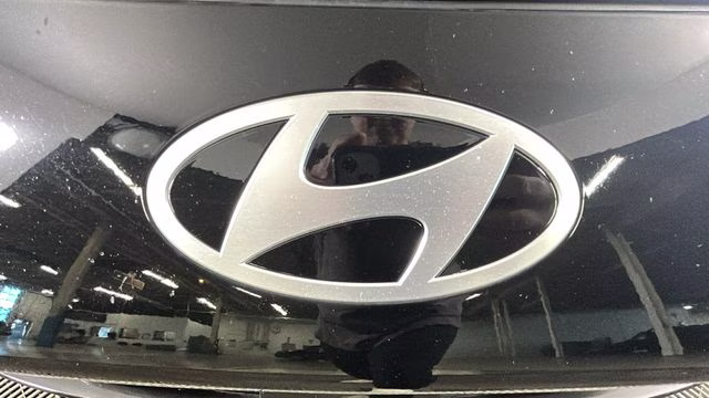 2023 Onyx Black Hyundai IONIQ 6 SEL RWD Sedan