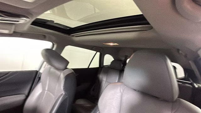 2020 Ice Silver Metallic Subaru Outback Limited AWD SUV