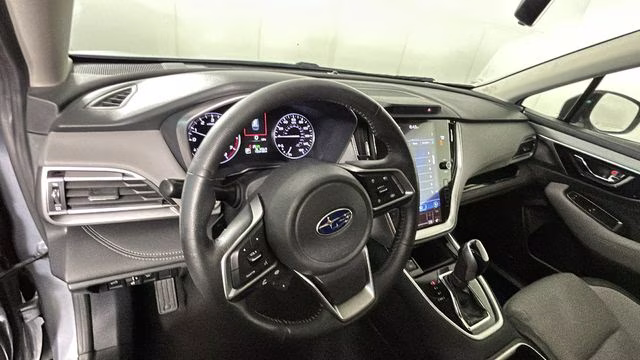 2020 Ice Silver Metallic Subaru Outback Limited AWD SUV