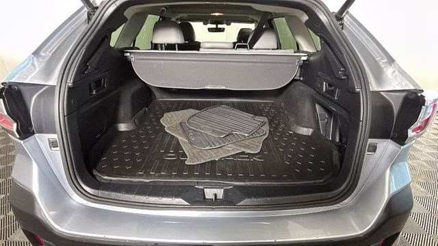 2020 Ice Silver Metallic Subaru Outback Limited AWD SUV