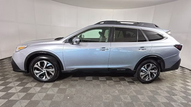 2020 Ice Silver Metallic Subaru Outback Limited AWD SUV