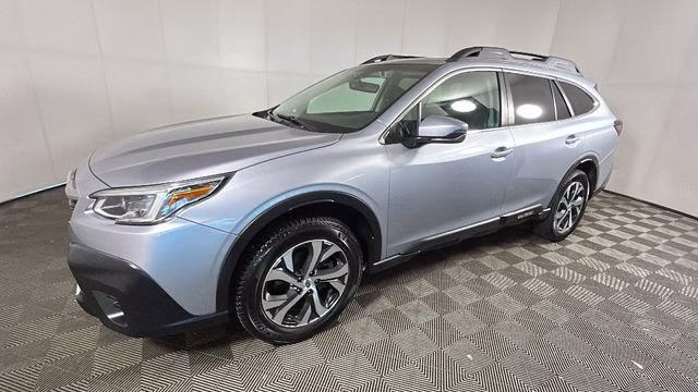 2020 Ice Silver Metallic Subaru Outback Limited AWD SUV