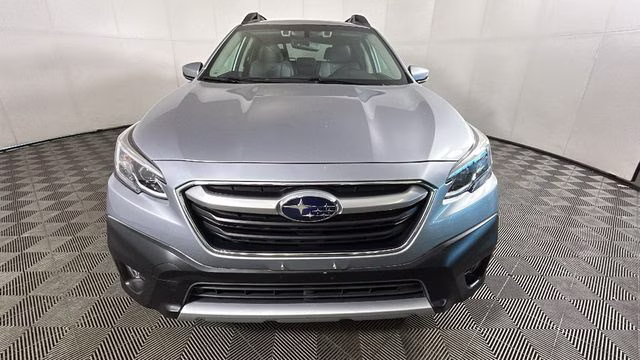 2020 Ice Silver Metallic Subaru Outback Limited AWD SUV