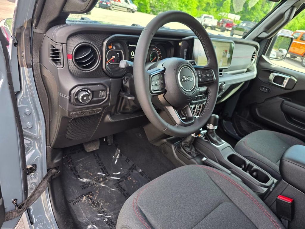 2026 Anvil Clear Coat Jeep Wrangler Rubicon 4X4 SUV