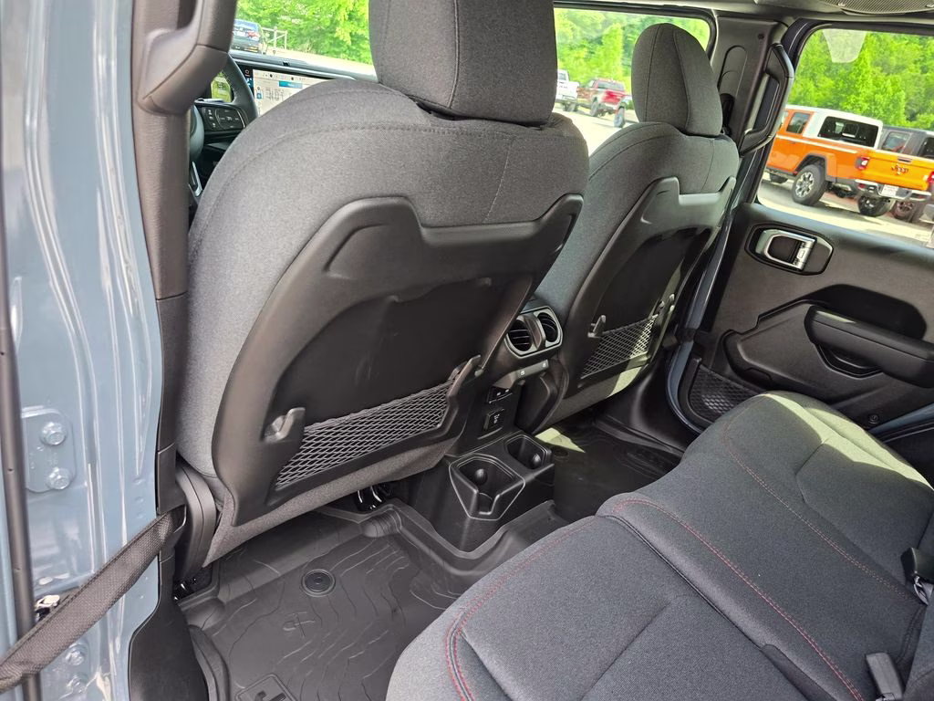 2026 Anvil Clear Coat Jeep Wrangler Rubicon 4X4 SUV