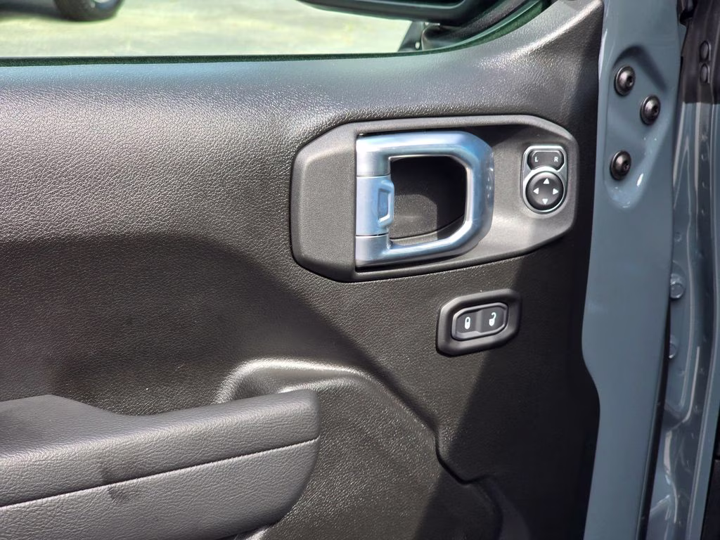 2026 Anvil Clear Coat Jeep Wrangler Rubicon 4X4 SUV
