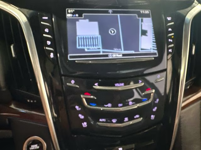 2019 Crystal White Tricoat Cadillac Escalade Luxury 4X4 SUV