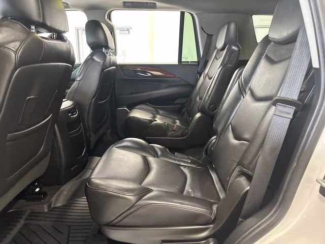 2019 Crystal White Tricoat Cadillac Escalade Luxury 4X4 SUV
