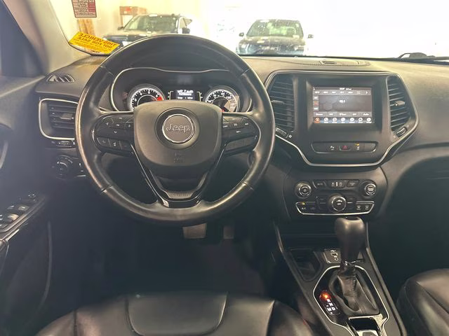 2021 Billet Silver Metallic Clearcoat Jeep Cherokee Latitude Plus FWD SUV