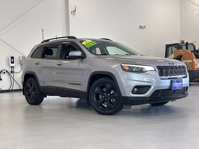 2021 Billet Silver Metallic Clearcoat Jeep Cherokee Latitude Plus FWD SUV