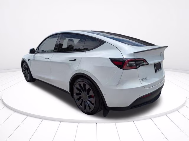 2022 White Tesla Model Y Performance AWD SUV