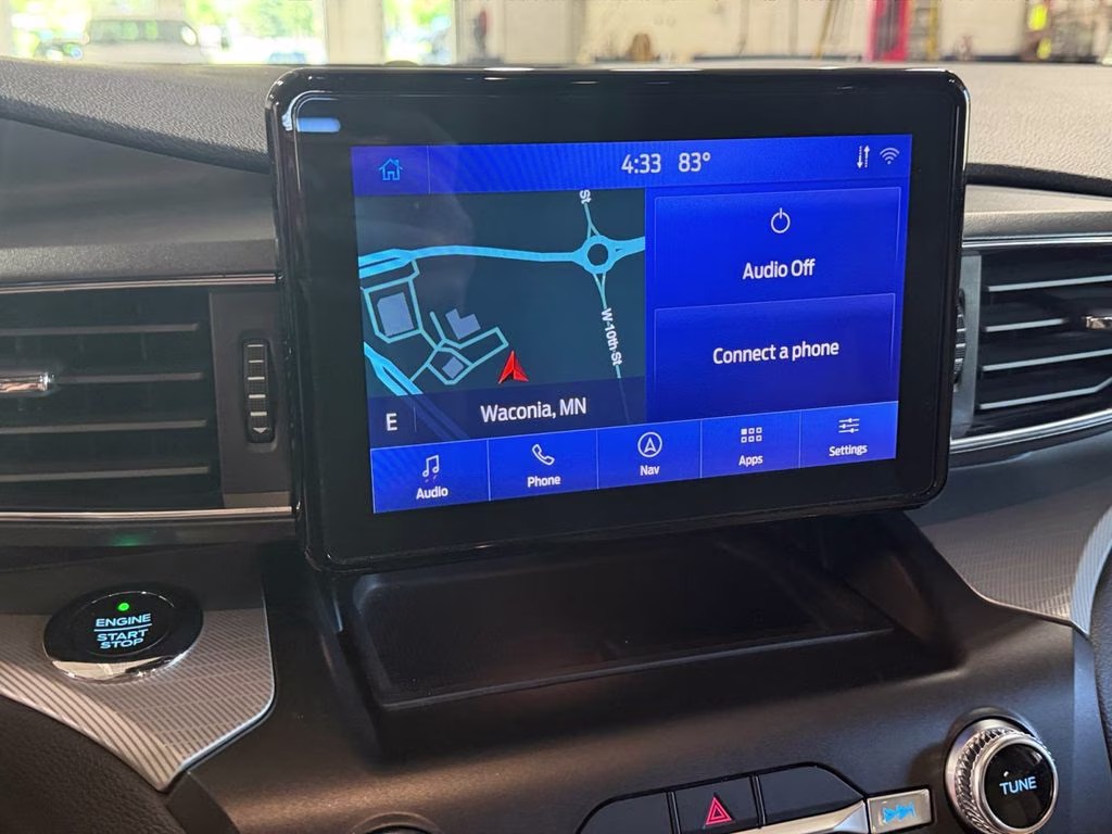 2020 White Metallic Ford Explorer XLT 4X4 SUV
