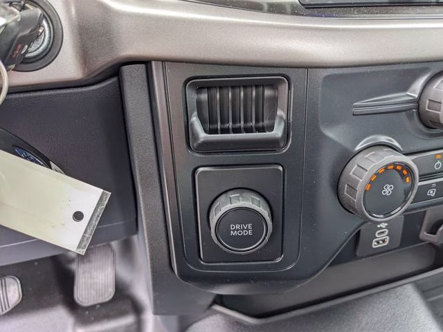 2026 Oxford White Ford F-150 XL RWD Truck