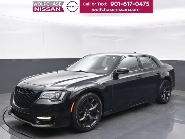 2021 Chrysler 300 S's photo