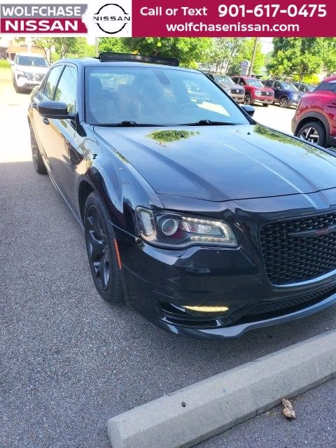 2021 Gloss Black Chrysler 300 S RWD Sedan