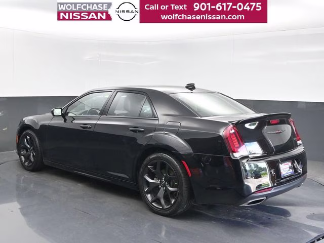2021 Gloss Black Chrysler 300 S RWD Sedan