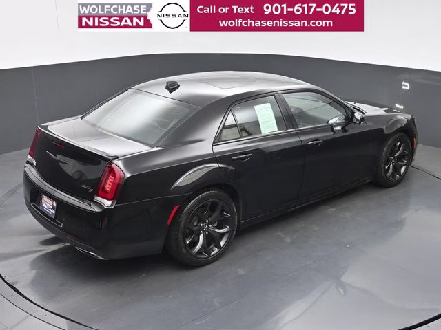 2021 Gloss Black Chrysler 300 S RWD Sedan