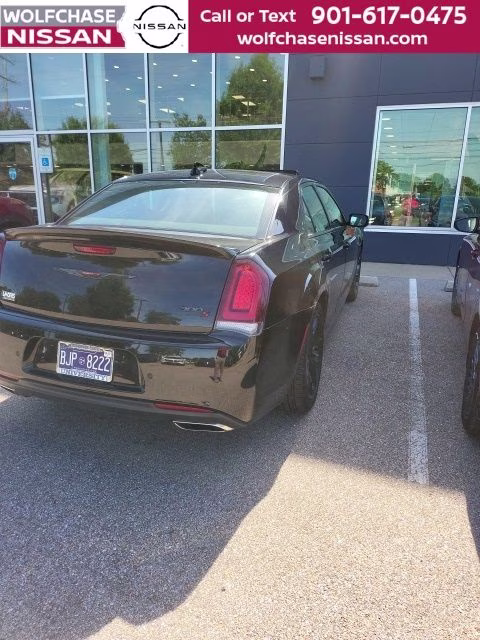2021 Gloss Black Chrysler 300 S RWD Sedan